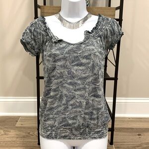 LUCKY BRAND Blue/White Tropical Leaf Top XS